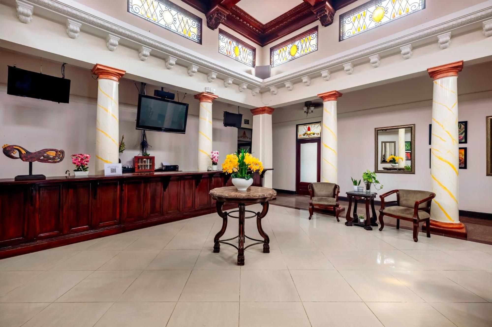 Hotel Majestad San José Exteriör bild